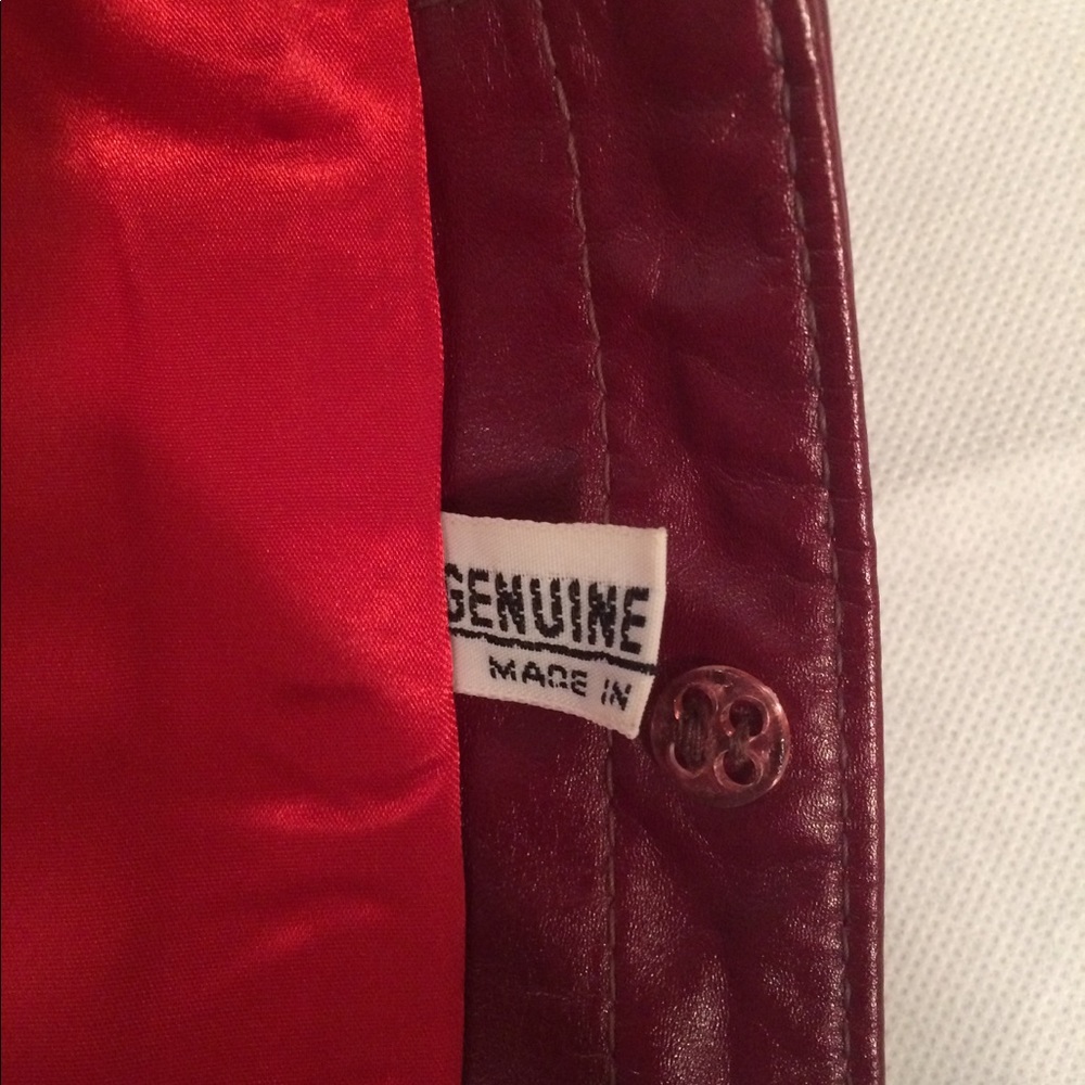 Vest - Picture 2 of 4